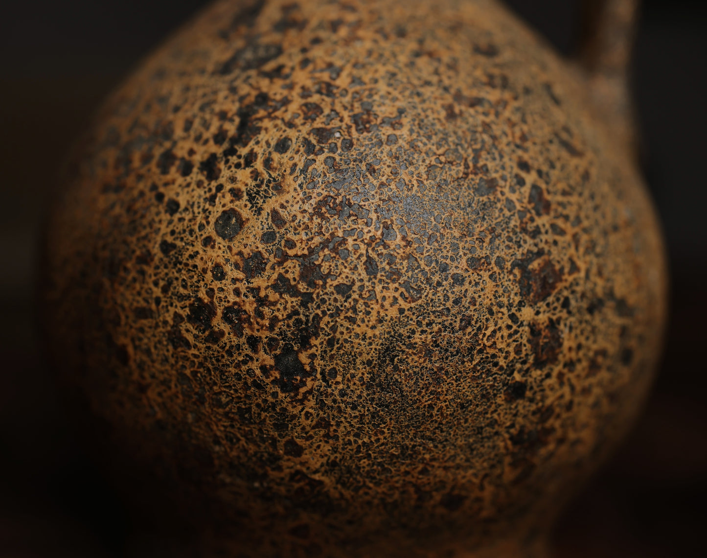 Quri Rustic GRC Decorative Jug