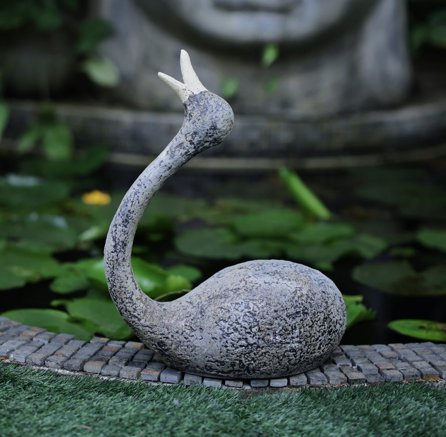 Elegant Swan Garden Statues | GRC Decor