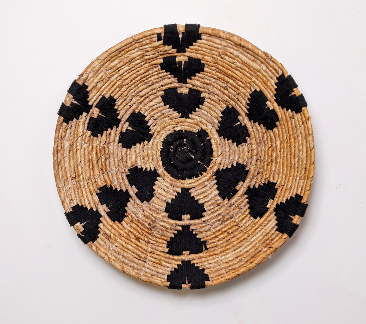 Kencana Black & Natural Woven Wall Plates (Set of 3)