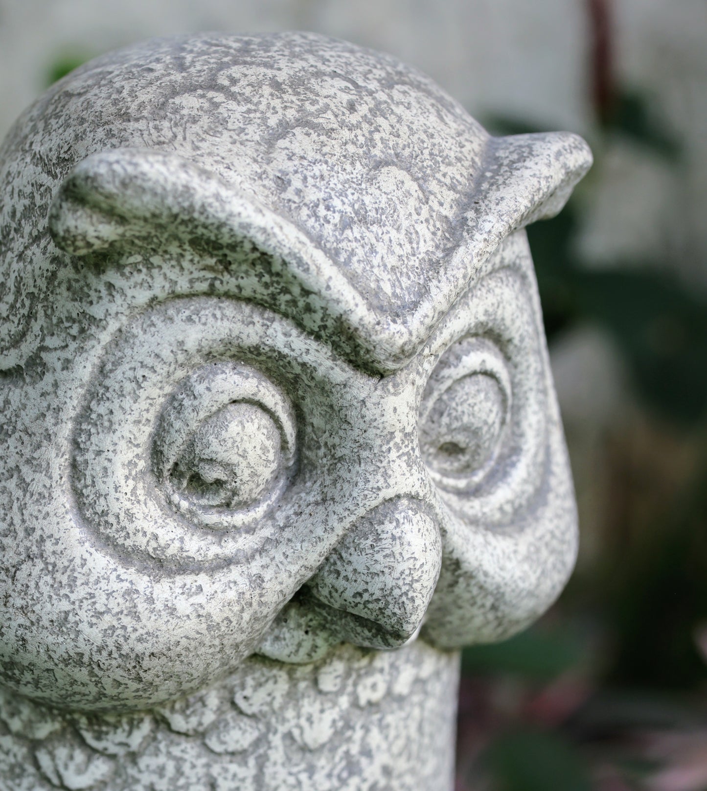 Wise Owl Garden Statue