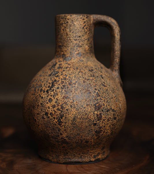 Quri Rustic GRC Decorative Jug