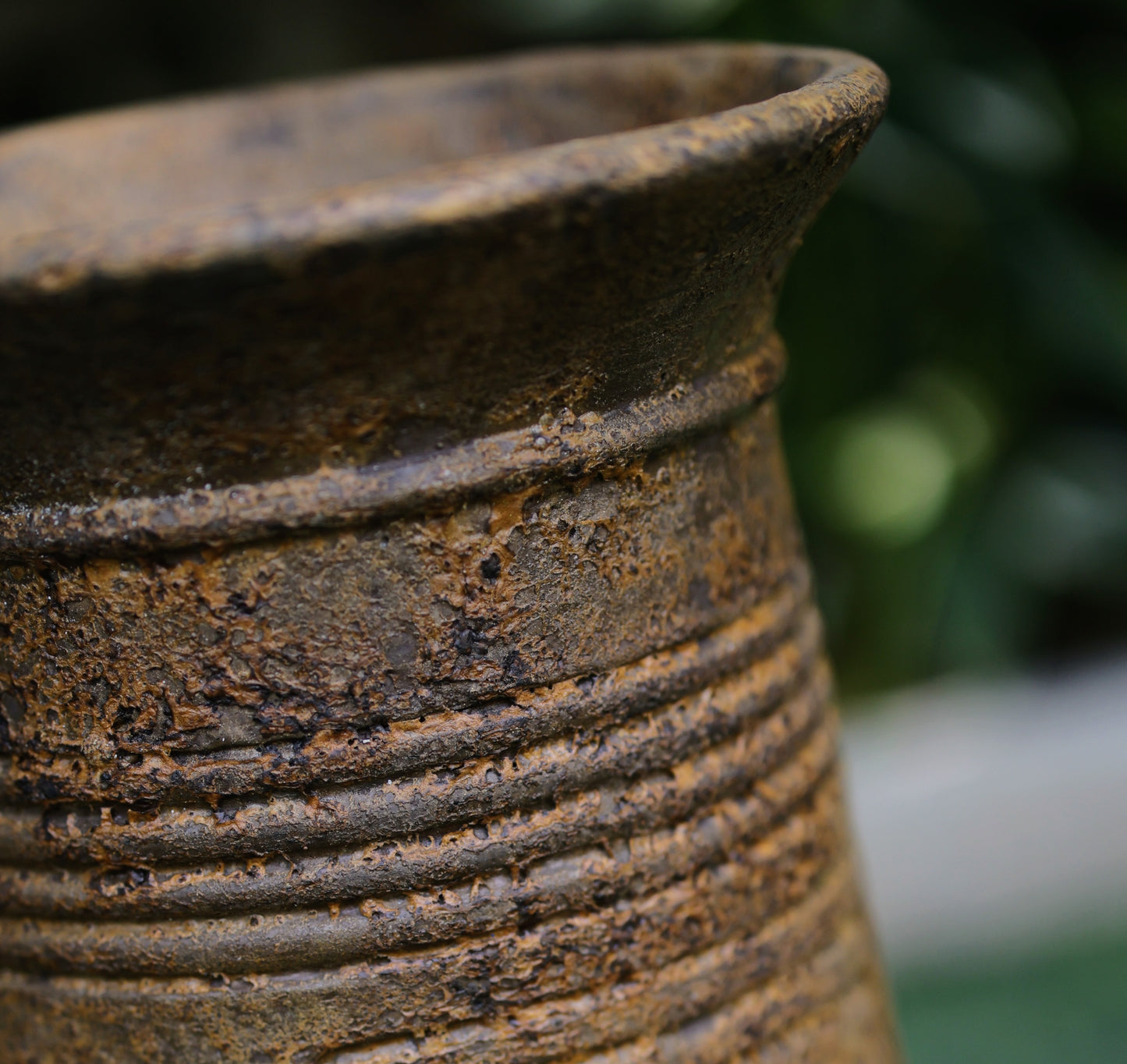 Yura Rustic GRC Outdoor Planter (Set of 2)